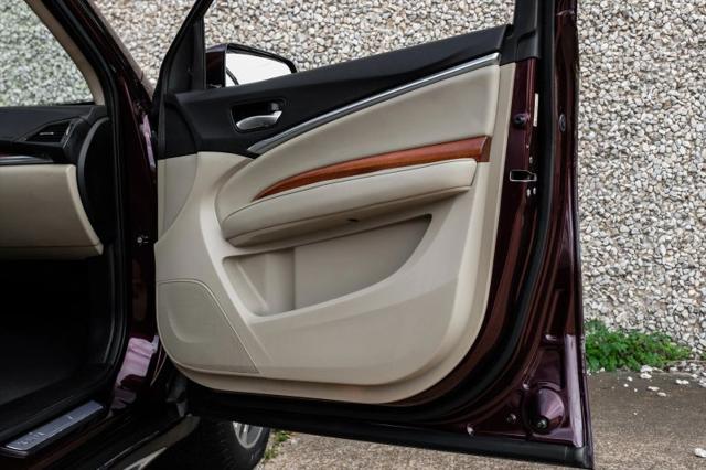 2017 Acura MDX w/Advance Package
