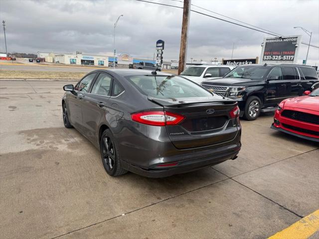 2016 Ford Fusion SE