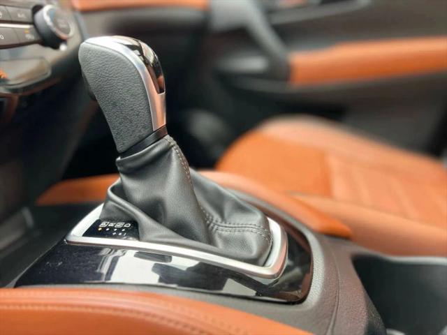 2017 Nissan Rogue SL