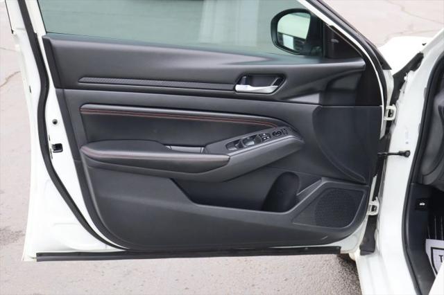 2021 Nissan Altima SR FWD