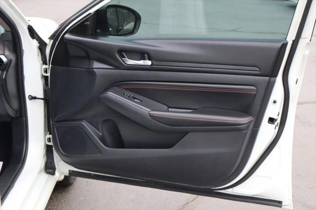 2021 Nissan Altima SR FWD