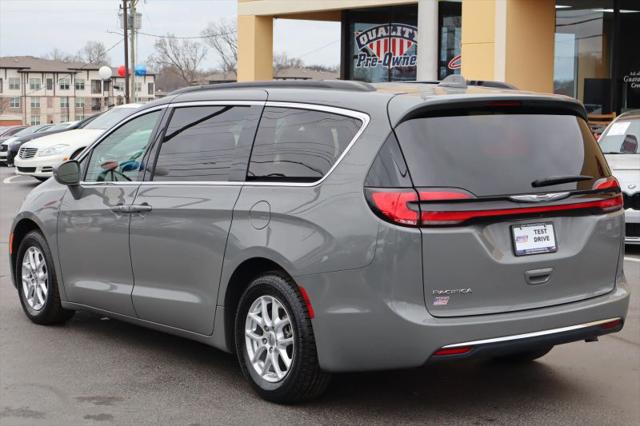2022 Chrysler Pacifica Touring L