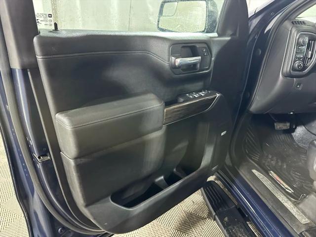2020 Chevrolet Silverado 1500 4WD Crew Cab Short Bed RST