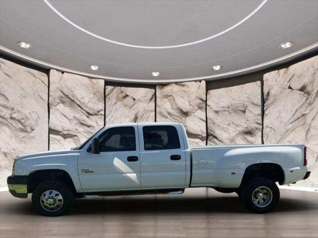 2004 Chevrolet Silverado 3500 LS