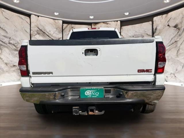 2004 Chevrolet Silverado 3500 LS