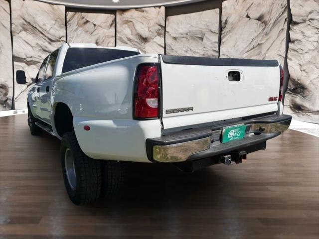 2004 Chevrolet Silverado 3500 LS