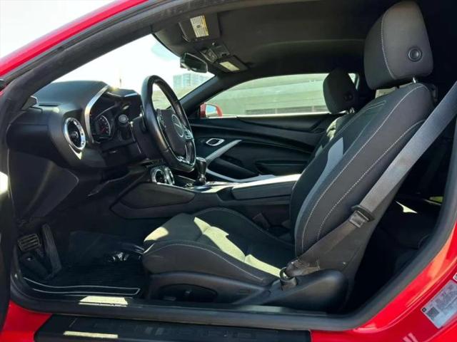 2020 Chevrolet Camaro RWD Coupe 1LT