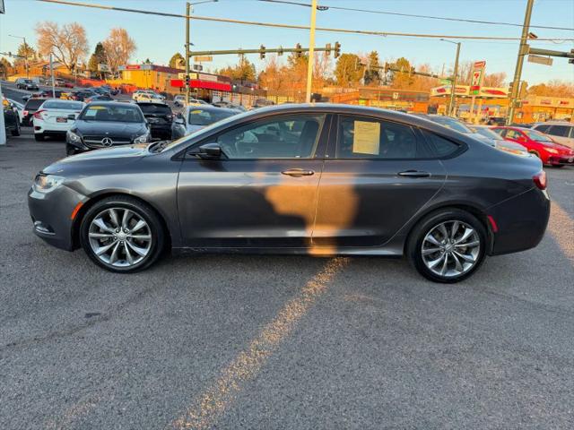 2015 Chrysler 200 S