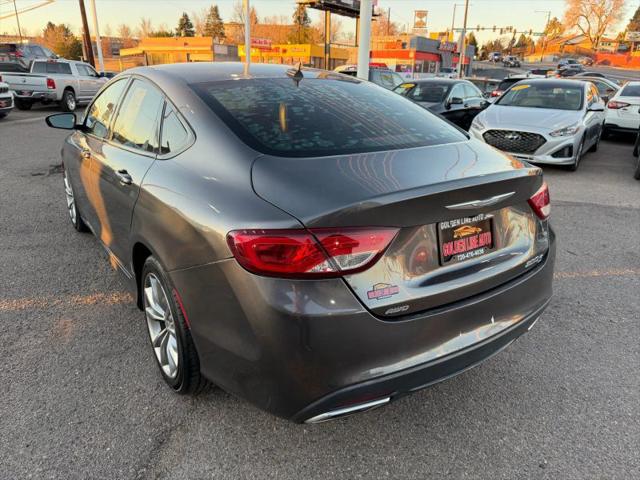 2015 Chrysler 200 S