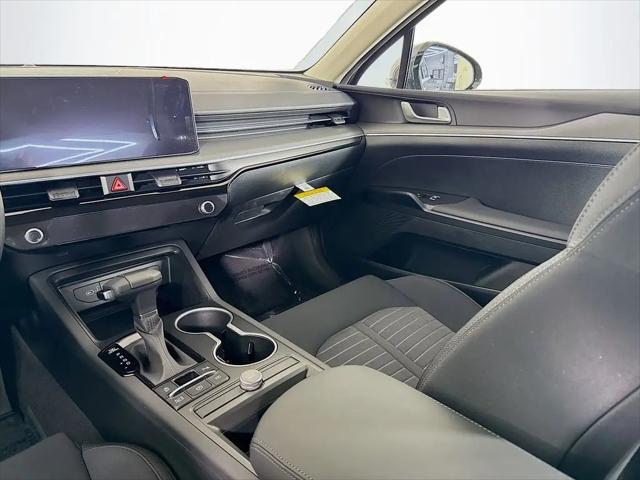 2026 Kia K5 LXS FWD