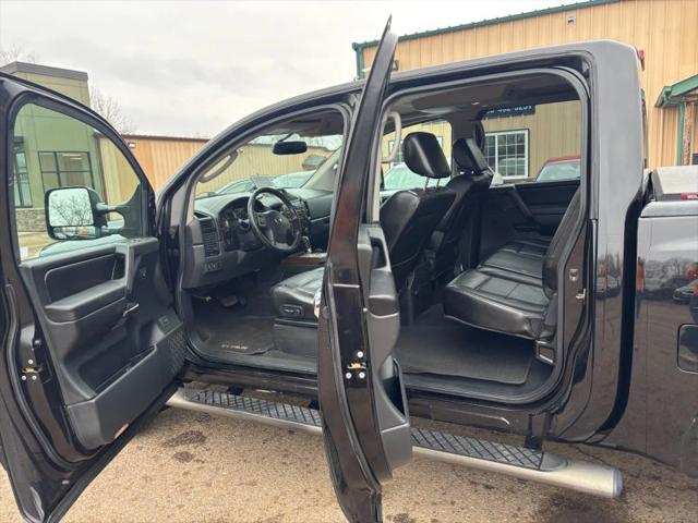 2011 Nissan Titan SL