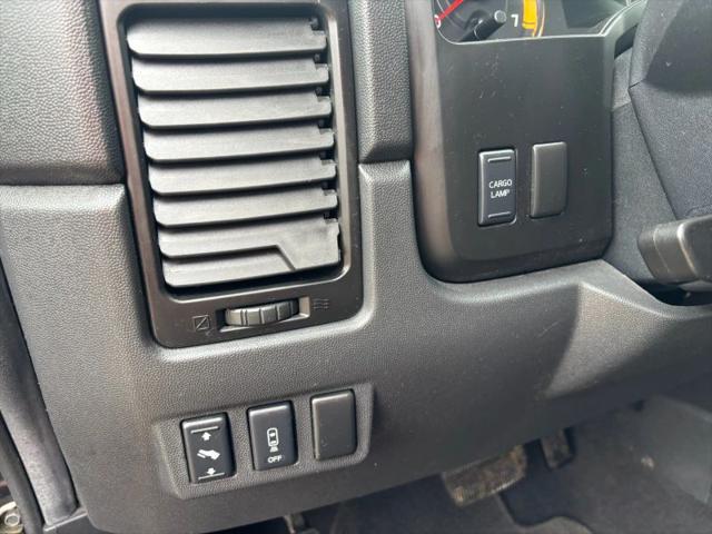 2011 Nissan Titan SL