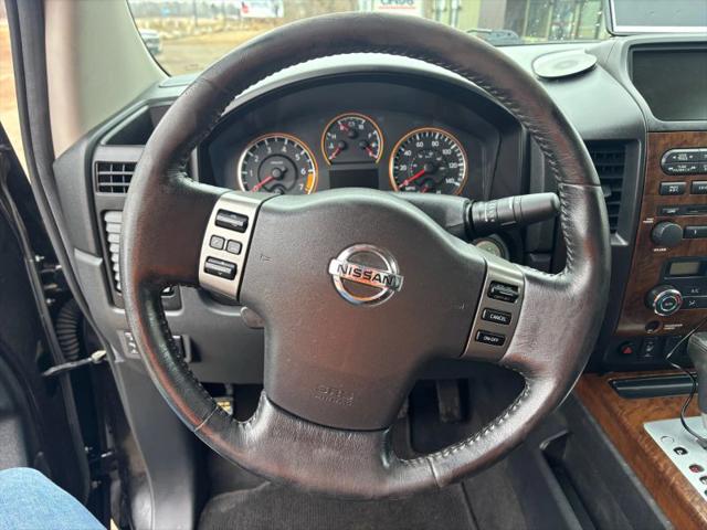 2011 Nissan Titan SL