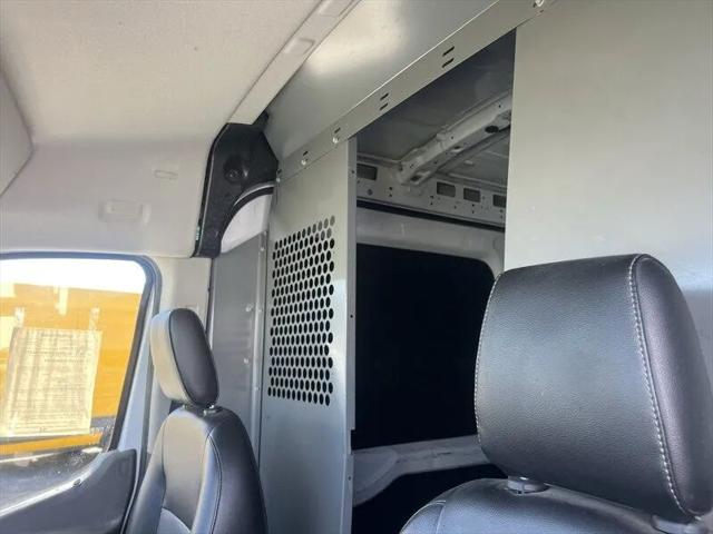 2021 Ford Transit Cargo Van Medium Roof w/LWB
