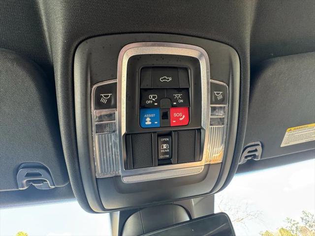 2019 Ram 1500 Longhorn Crew Cab 4x4 6'4" Box