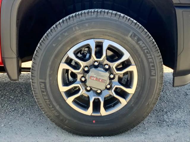 2026 GMC Sierra 2500HD Crew Cab, Standard Bed, SLT, 4WD