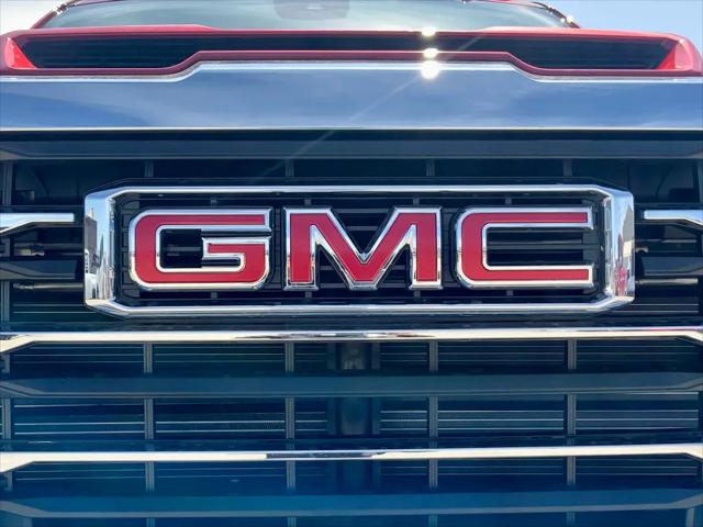 2026 GMC Sierra 2500HD Crew Cab, Standard Bed, SLT, 4WD