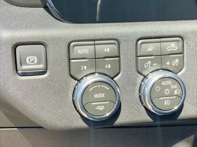 2026 GMC Sierra 2500HD Crew Cab, Standard Bed, SLT, 4WD