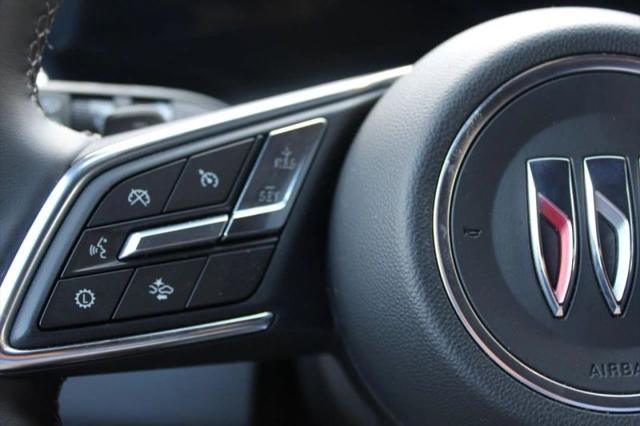 2025 Buick Enclave Preferred FWD