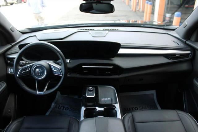 2025 Buick Enclave Preferred FWD