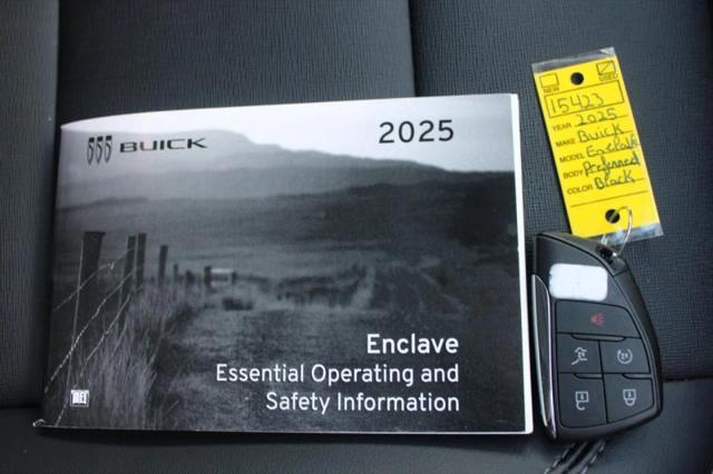 2025 Buick Enclave Preferred FWD