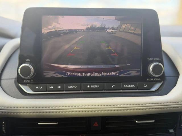 2022 Nissan Rogue SV FWD