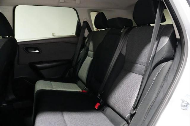 2021 Nissan Rogue SV FWD