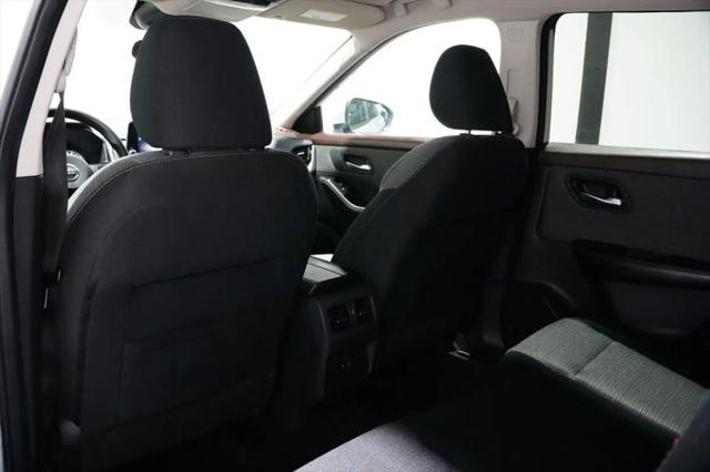 2021 Nissan Rogue SV FWD