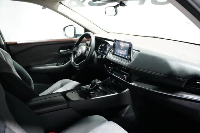 2021 Nissan Rogue SV FWD