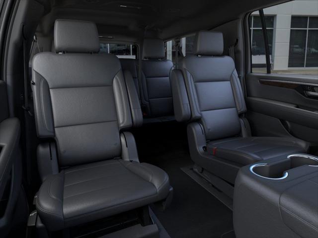 2026 Chevrolet Suburban LT, 4WD