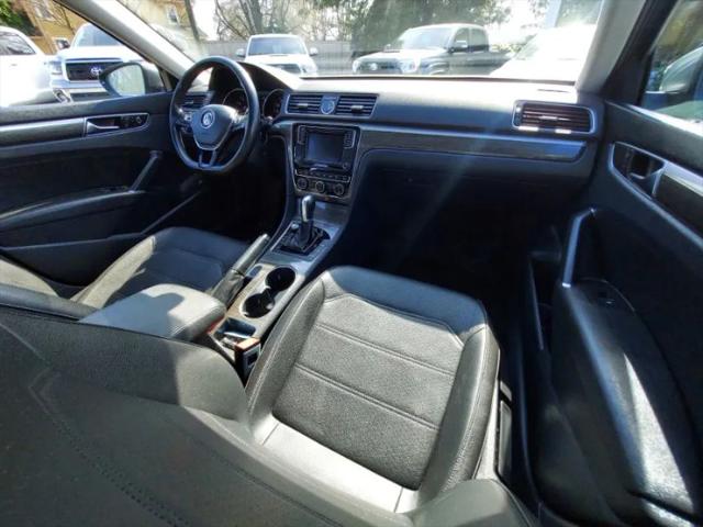 2017 Volkswagen Passat 1.8T SE