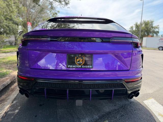 2021 Lamborghini Urus Graphite Capsule