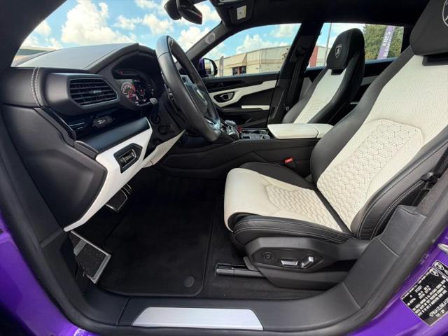 2021 Lamborghini Urus Graphite Capsule