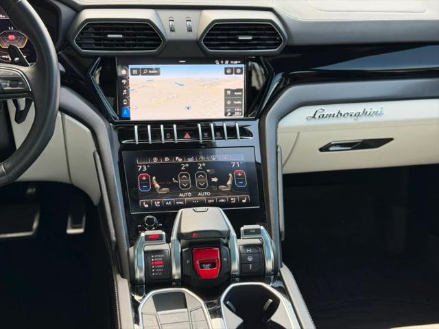 2021 Lamborghini Urus Graphite Capsule