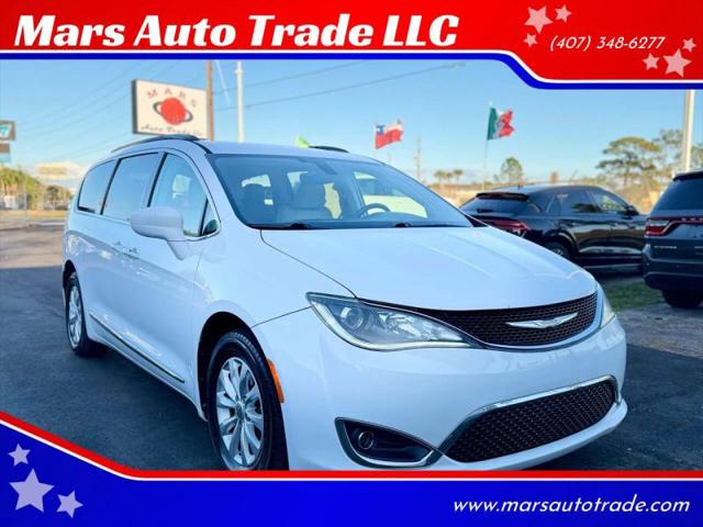 2017 Chrysler Pacifica Touring-L for sale in Orlando, FL