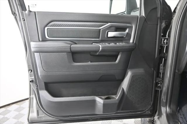 2026 Ram 3500 Big Horn Crew Cab 4x4 6'4" Box