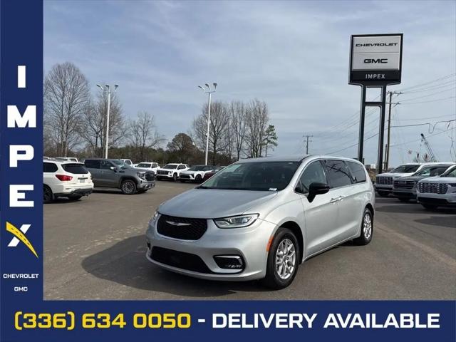 2024 Chrysler Pacifica Touring L for sale in Reidsville, NC