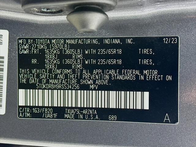 2024 Toyota Highlander LE