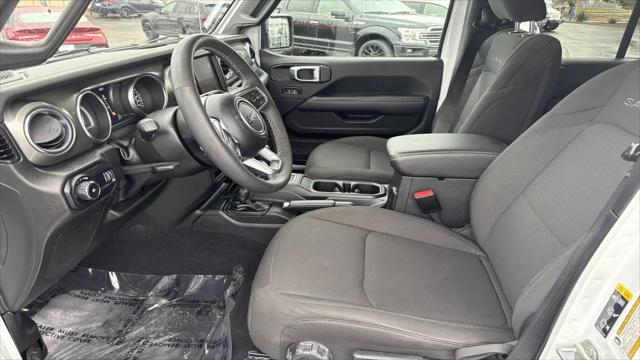 2023 Jeep Wrangler 4-Door Sahara