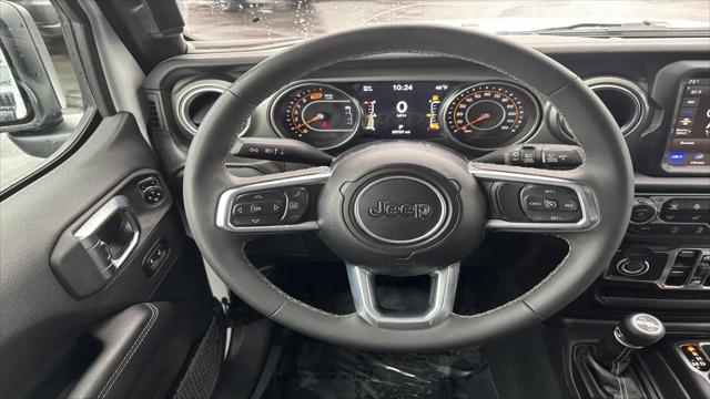 2023 Jeep Wrangler 4-Door Sahara