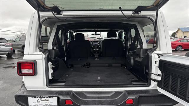 2023 Jeep Wrangler 4-Door Sahara