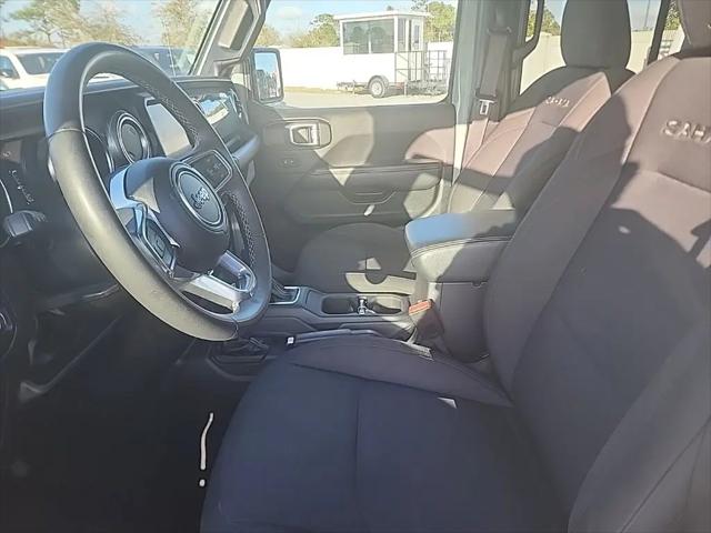 2023 Jeep Wrangler 4-Door Sahara