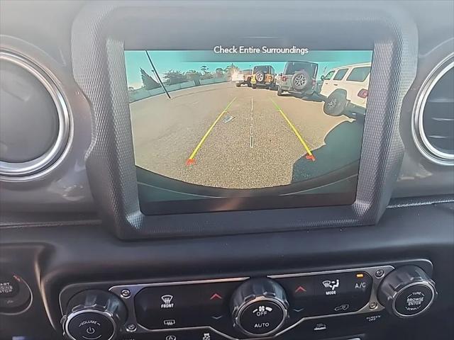 2023 Jeep Wrangler 4-Door Sahara