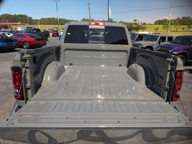 2026 Ram 2500 Black Express Crew Cab 4x4 64 Box
