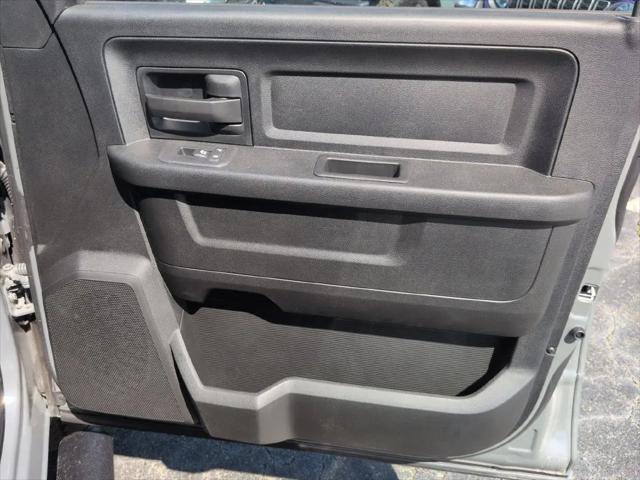 2026 Ram 2500 Black Express Crew Cab 4x4 64 Box