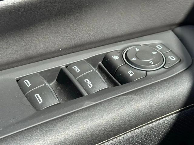 2025 Chevrolet Suburban 4WD Premier