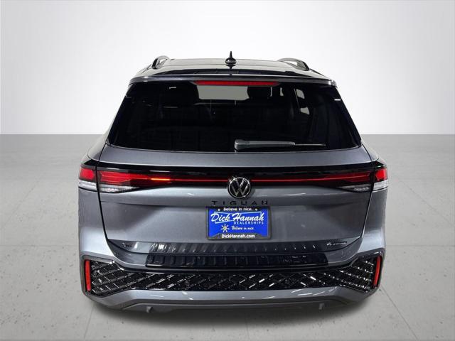 2026 Volkswagen Tiguan SE R-Line Black