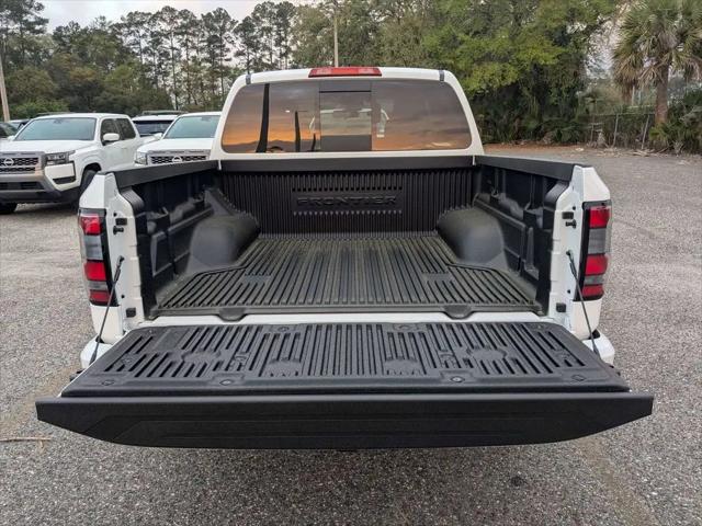 2026 Nissan Frontier Crew Cab SV 4x2