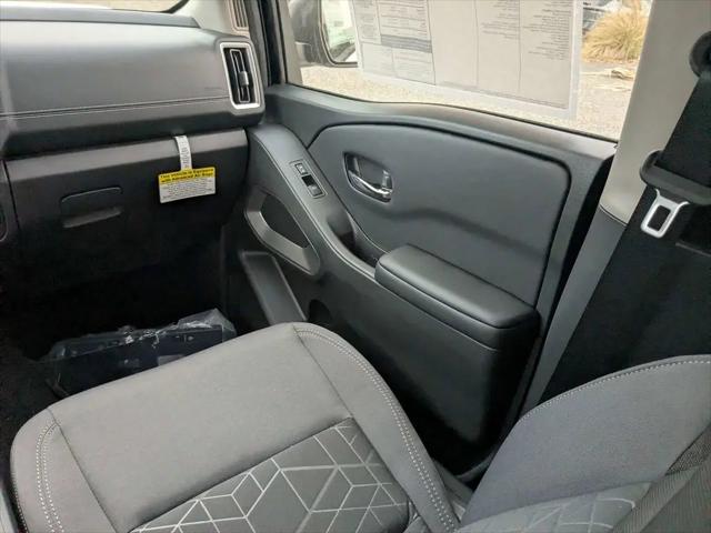 2026 Nissan Frontier Crew Cab SV 4x2