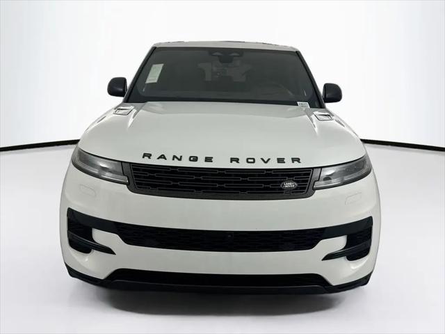 2026 Land Rover Range Rover Sport P360 SE